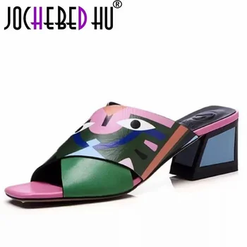 【JOCHEBED HU】 Дамски чехли с графити, боядисана дамски обувки с отворени пръсти, летни сандали на среден ток с принтом очите, модни 33-43